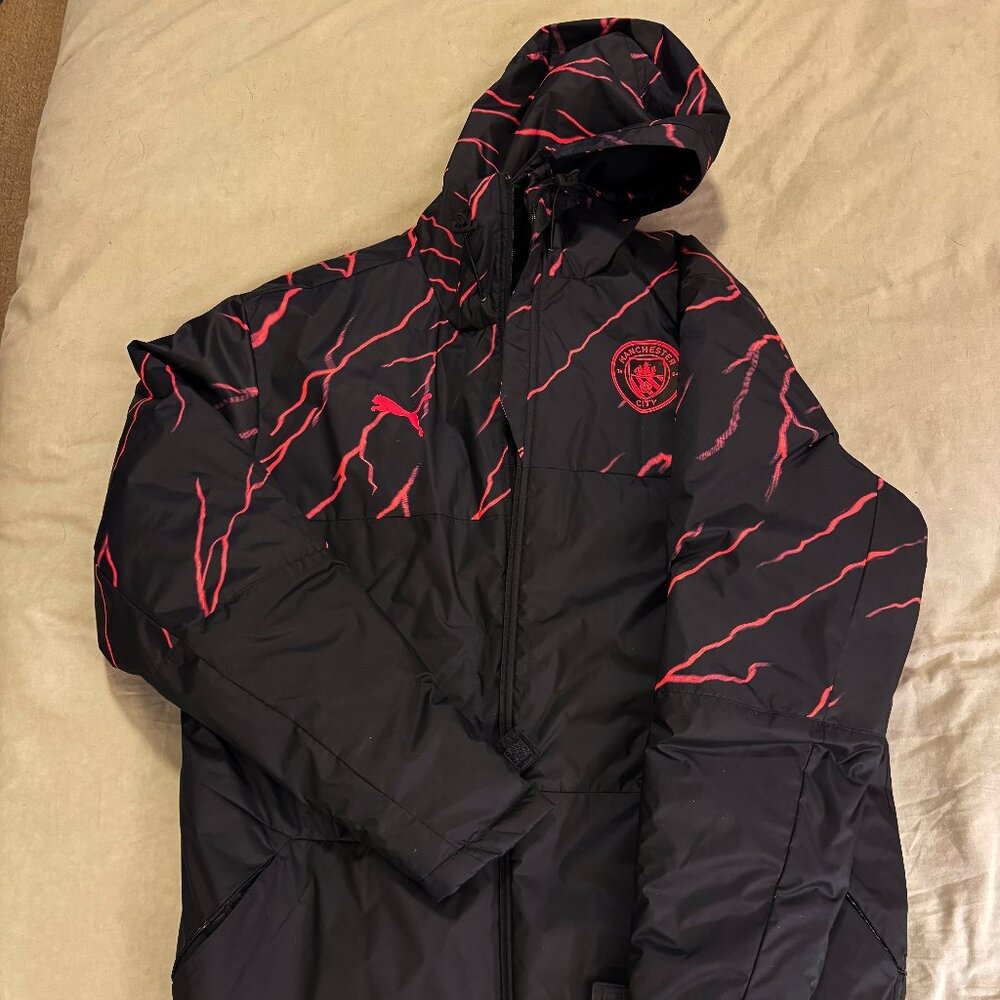 Puma Manchester City Winter Training Jacket 2023-2024 Season Color way